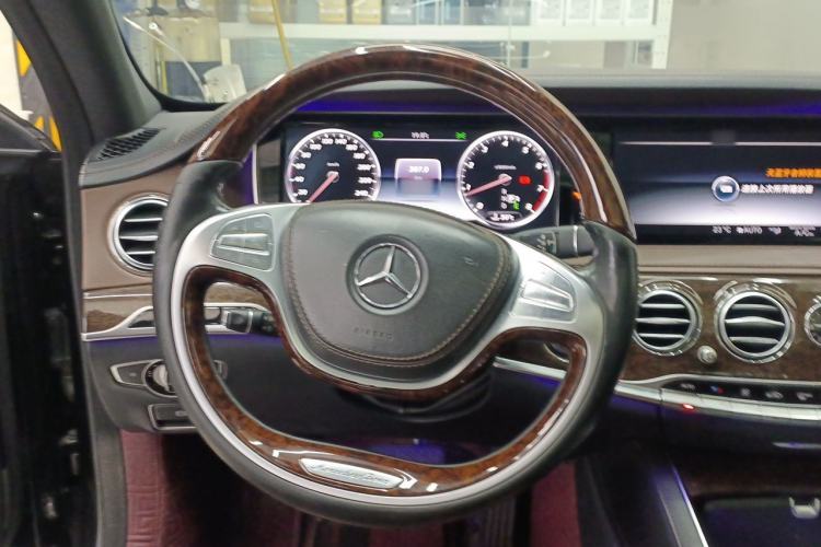 Used Mercedes-Benz S-Class 2017 S 320 L Business Model Steering Wheel
