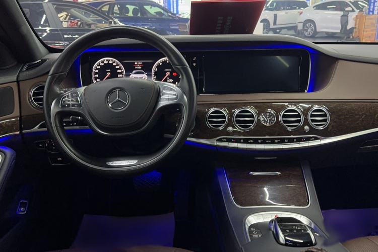 Used Mercedes-Benz S-Class 2017 S 320 L Business Model Steering Wheel