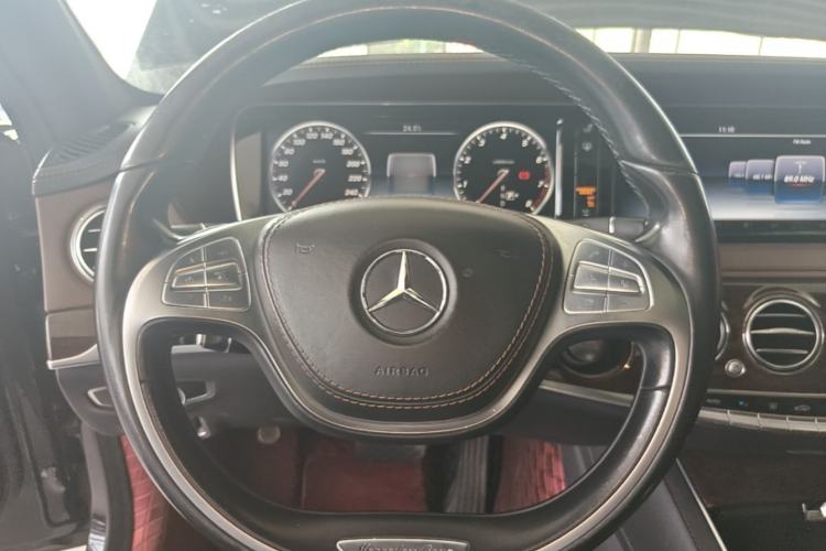 Used Mercedes-Benz S-Class 2017 S 320 L Business Model Steering Wheel