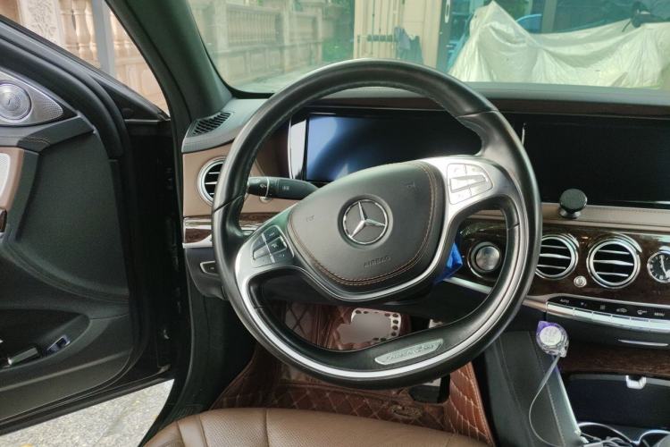 Used Mercedes-Benz S-Class 2017 S 320 L Business Model Steering Wheel