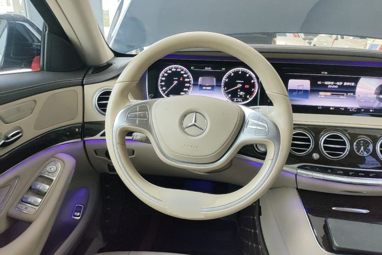 Used Mercedes-Benz S-Class 2017 S 320 L Business Model Steering Wheel