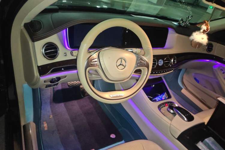 Used Mercedes-Benz S-Class 2017 S 320 L Business Model Steering Wheel