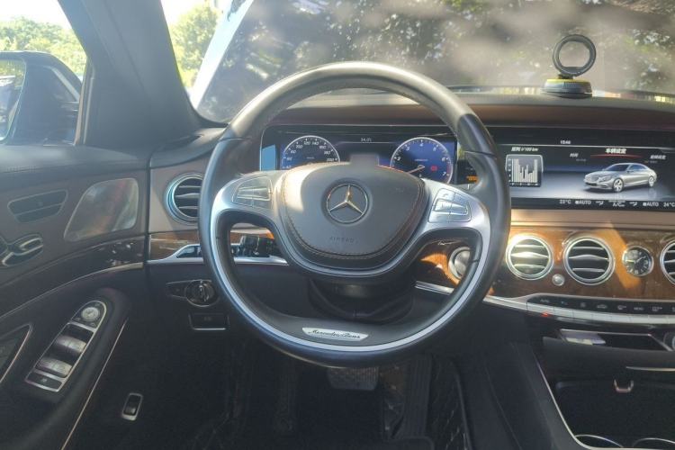Used Mercedes-Benz S-Class 2017 S 400 L Steering Wheel