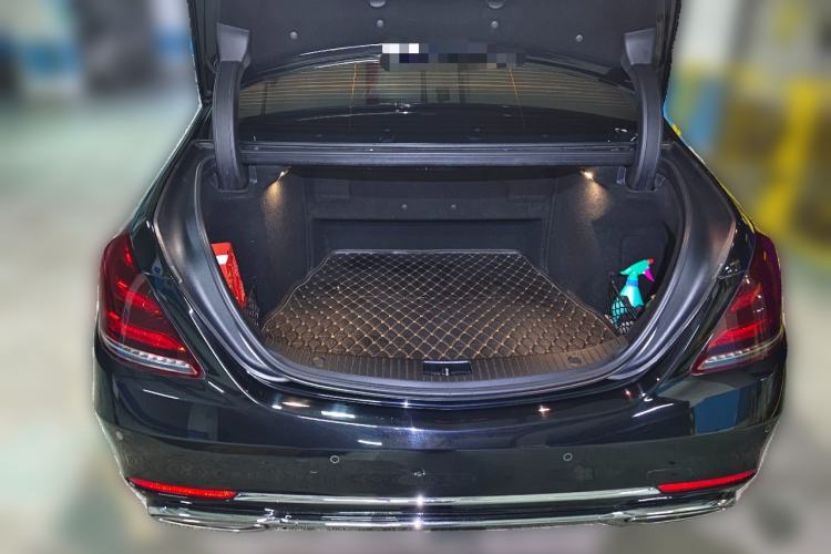 Used Mercedes-Benz S-Class 2017 S 320 L Business Upgrade Edition Trunk
