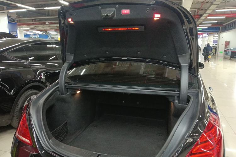 Used Mercedes-Benz S-Class 2017 S 320 L Business Model Trunk