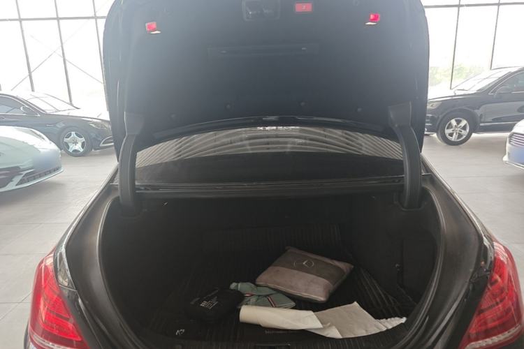 Used Mercedes-Benz S-Class 2017 S 320 L Business Model Trunk