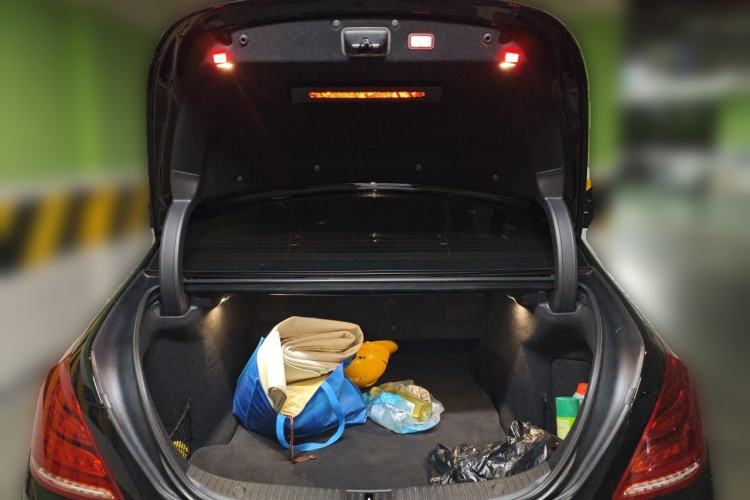Used Mercedes-Benz S-Class 2017 S 400 L Trunk