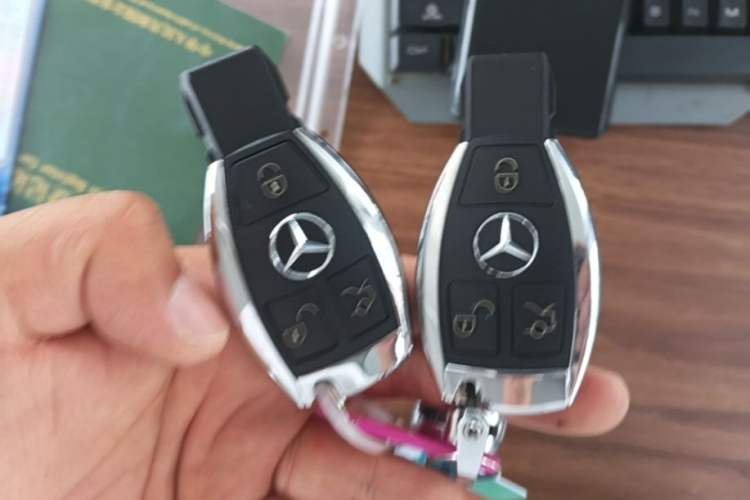 Used Mercedes-Benz S-Class 2017 S 320 L Business Model Vehicle Key