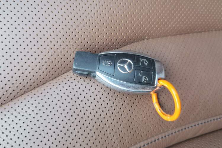 Used Mercedes-Benz S-Class 2017 S 320 L Luxury Model Vehicle Key