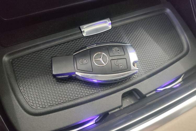 Used Mercedes-Benz S-Class 2017 S 320 L Business Model Vehicle Key