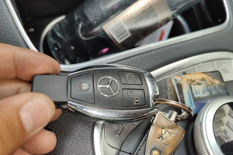 Used Mercedes-Benz S-Class 2017 S 400 4MATIC Coupe Vehicle Key
