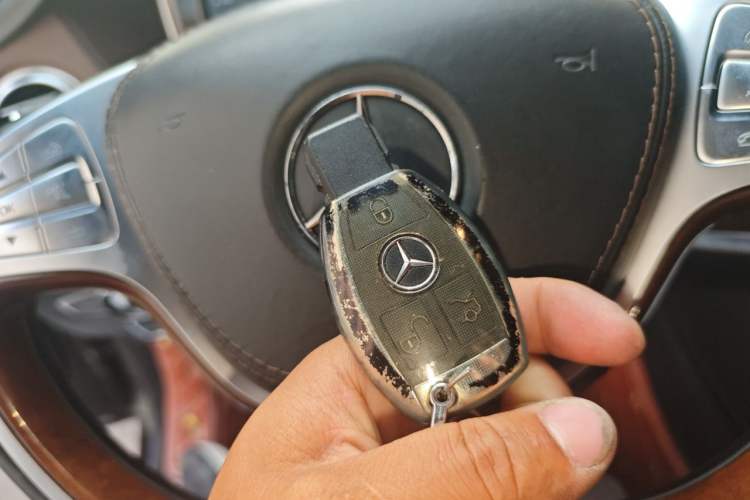 Used Mercedes-Benz S-Class 2017 S 320 L Luxury Model Vehicle Key