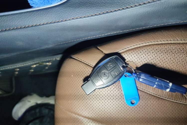 Used Mercedes-Benz S-Class 2017 S 320 L Business Model Vehicle Key