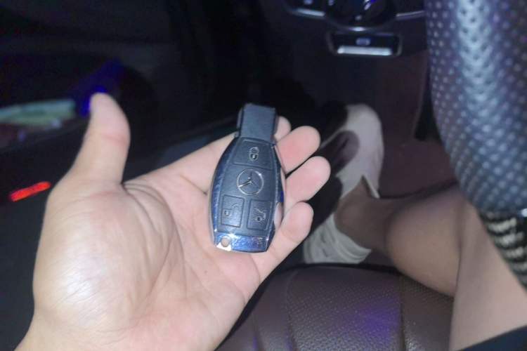 Used Mercedes-Benz S-Class 2017 S 320 L Business Model Vehicle Key