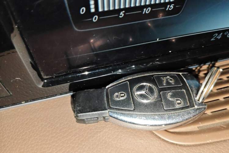 Used Mercedes-Benz S-Class 2017 S 320 L Business Model Vehicle Key