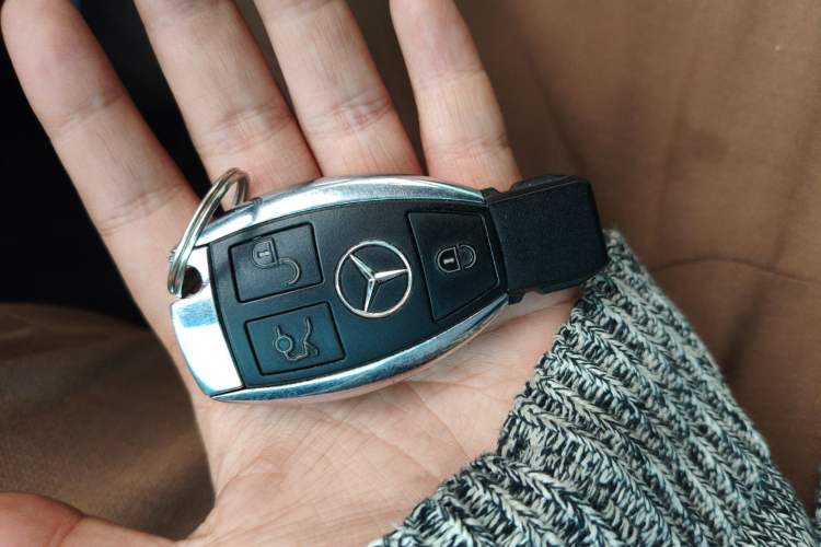 Used Mercedes-Benz S-Class 2017 S 400 L 4MATIC Vehicle Key