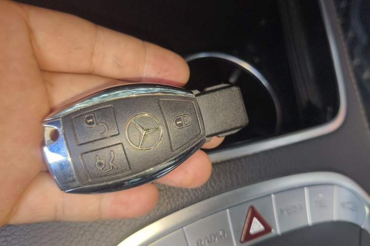 Used Mercedes-Benz S-Class 2017 S 400 L Vehicle Key