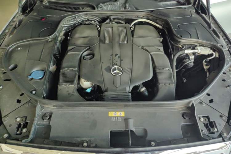 Used Mercedes-Benz S-Class 2017 S 320 L Business Model Engine Bay