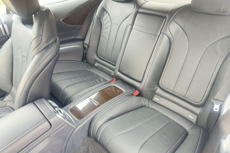Used Mercedes-Benz S-Class 2017 S 400 4MATIC Coupe Interior 4