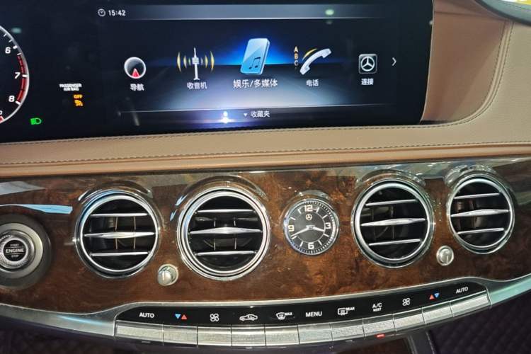 Used Mercedes-Benz S-Class 2018 S 450 L Audio And AC Panel