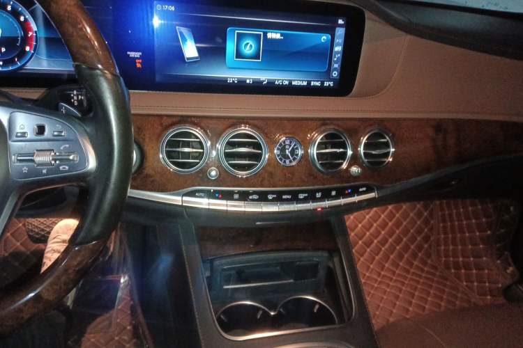 Used Mercedes-Benz S-Class 2018 S 350 L Audio And AC Panel