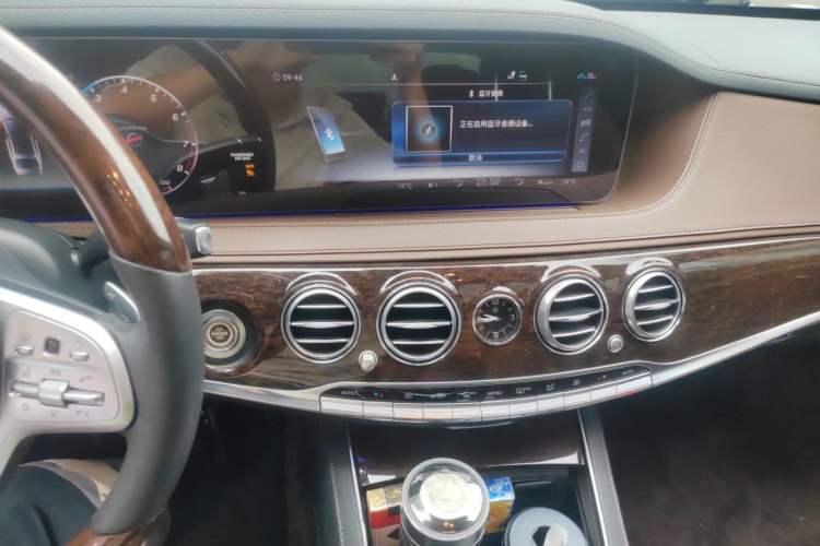 Used Mercedes-Benz S-Class 2018 S 320 L Audio And AC Panel