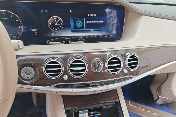 Used Mercedes-Benz S-Class 2018 S 320 L Audio And AC Panel