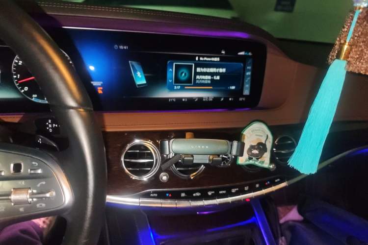 Used Mercedes-Benz S-Class 2018 S 320 L Audio And AC Panel