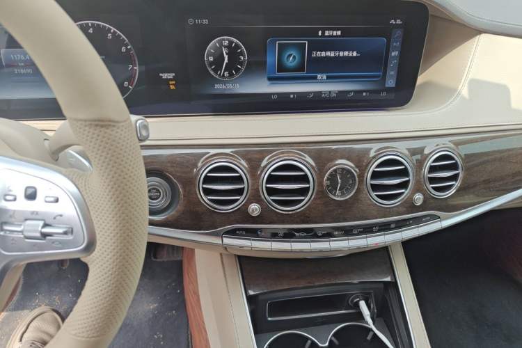 Used Mercedes-Benz S-Class 2018 S 320 L Audio And AC Panel
