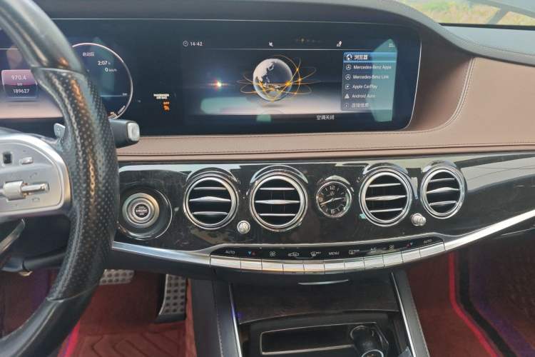 Used Mercedes-Benz S-Class 2018 S 450 L 4MATIC Excellence Special Edition Audio And AC Panel