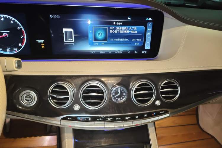 Used Mercedes-Benz S-Class 2018 S 450 L 4MATIC Excellence Special Edition Audio And AC Panel