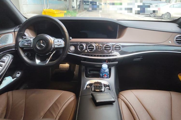 Used Mercedes-Benz S-Class 2018 S 450 L 4MATIC Center Console