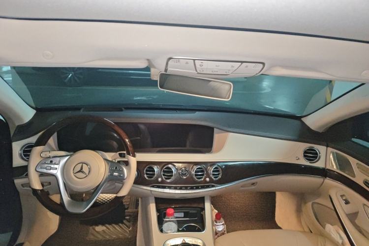 Used Mercedes-Benz S-Class 2018 S 350 L Center Console
