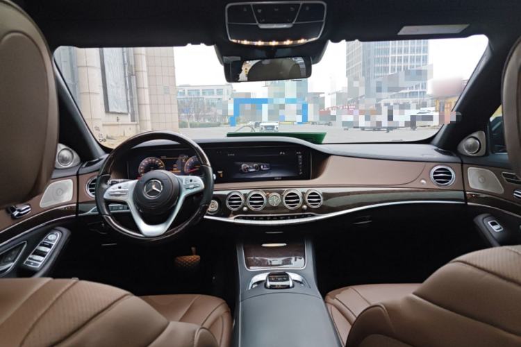 Used Mercedes-Benz S-Class 2018 S 320 L Center Console