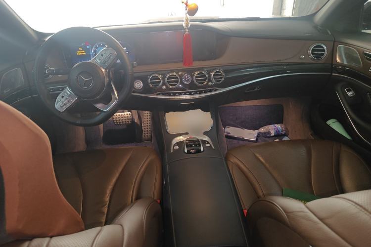 Used Mercedes-Benz S-Class 2018 S 450 L 4MATIC Center Console
