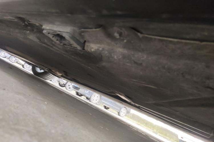 Used Mercedes-Benz S-Class 2018 S 450 L 4MATIC Chassis Rear Left