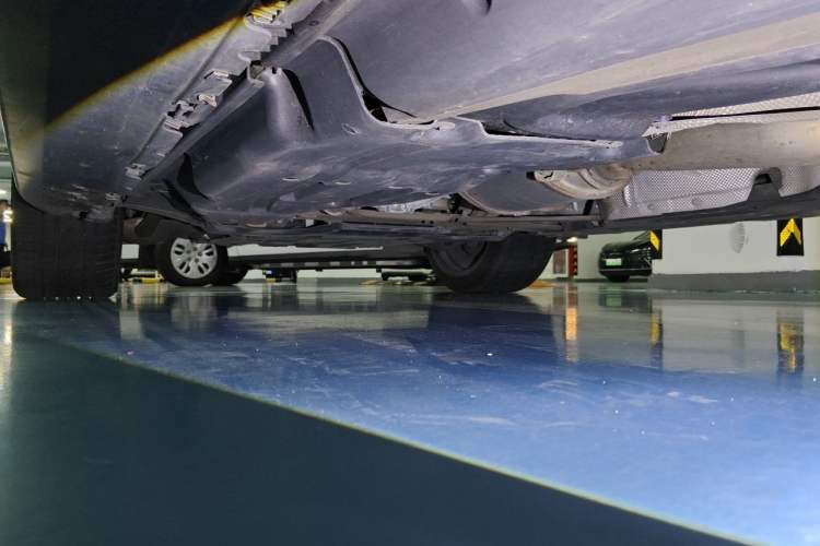 Used Mercedes-Benz S-Class  Chassis Rear Left