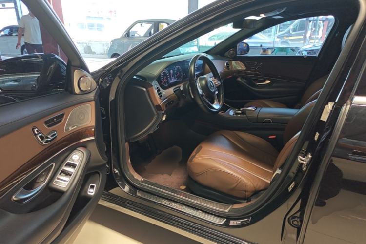 Used Mercedes-Benz S-Class 2018 S 320 L Driver Seat