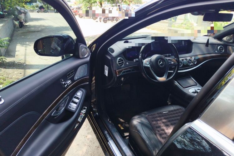 Used Mercedes-Benz S-Class 2018 S 320 L Driver Seat