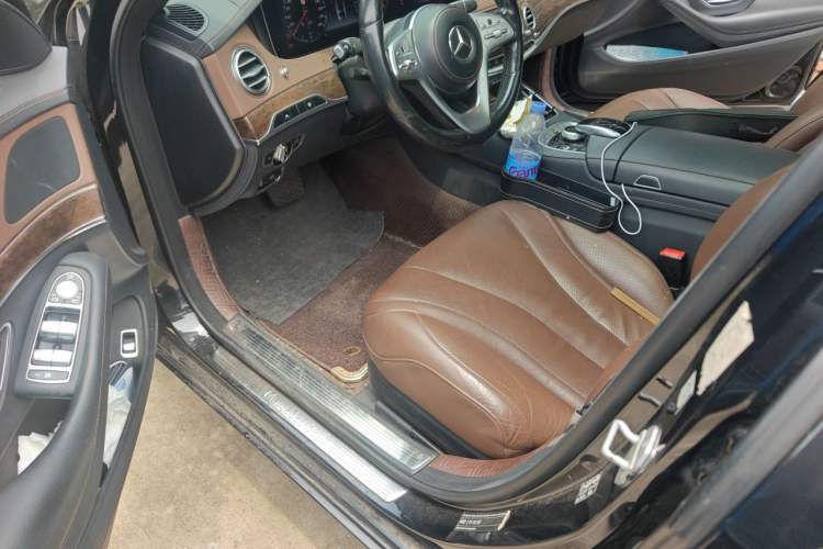 Used Mercedes-Benz S-Class 2018 S 320 L Driver Seat