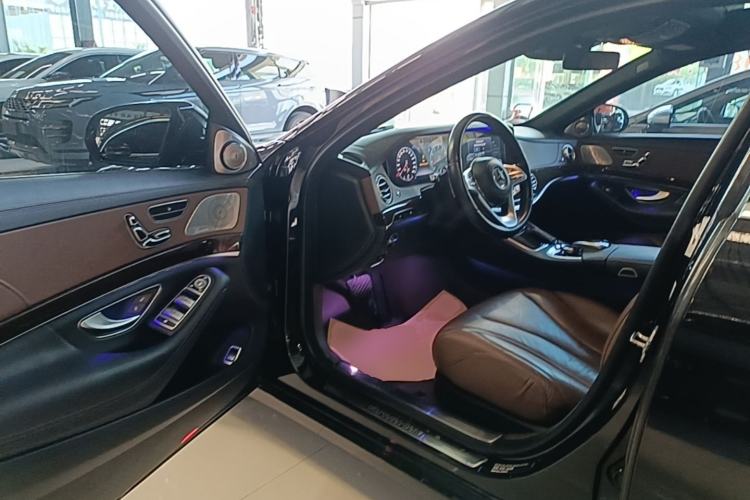 Used Mercedes-Benz S-Class 2018 S 320 L Driver Seat