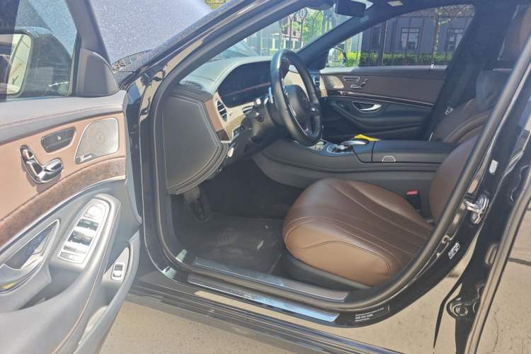 Used Mercedes-Benz S-Class 2018 S 320 L Driver Seat