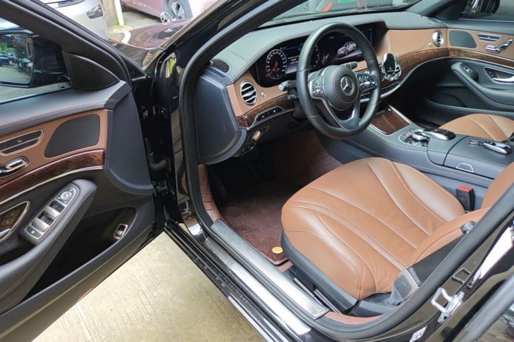 Used Mercedes-Benz S-Class 2018 S 320 L Driver Seat