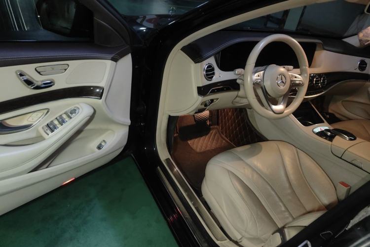 Used Mercedes-Benz S-Class 2018 S 320 L Driver Seat