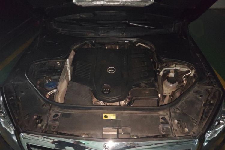 Used Mercedes-Benz S-Class 2018 S 500 L 4MATIC Engine Bay