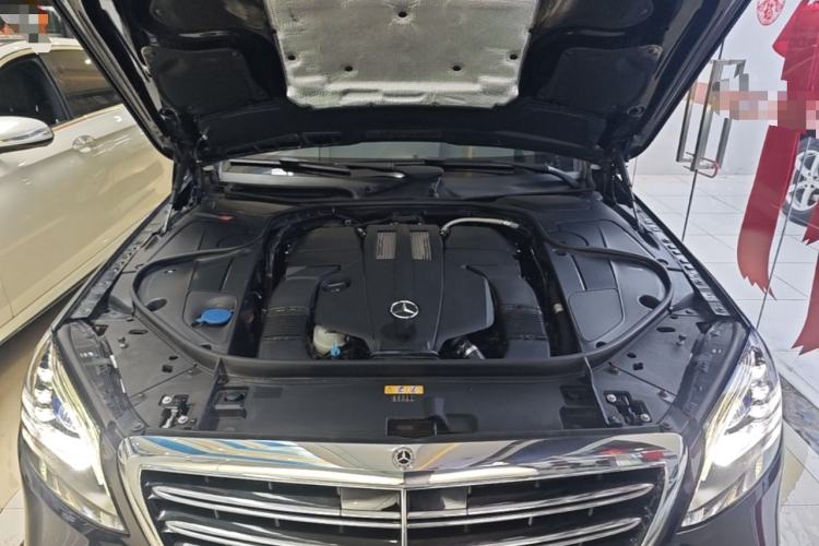 Used Mercedes-Benz S-Class 2018 S 450 L Engine Bay