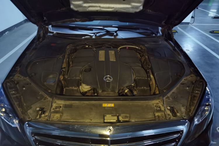 Used Mercedes-Benz S-Class 2018 S 450 L 4MATIC Engine Bay