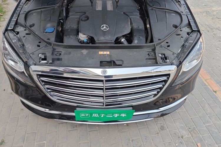 Used Mercedes-Benz S-Class 2018 S 320 L Engine Bay
