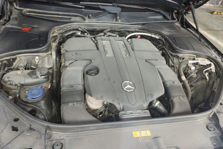 Used Mercedes-Benz S-Class 2018 S 450 L 4MATIC Excellence Special Edition Engine Bay