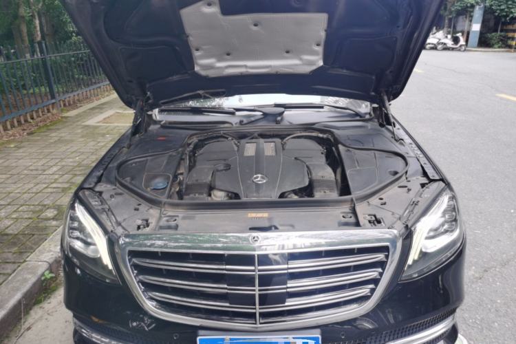 Used Mercedes-Benz S-Class 2018 S 350 L Engine Bay